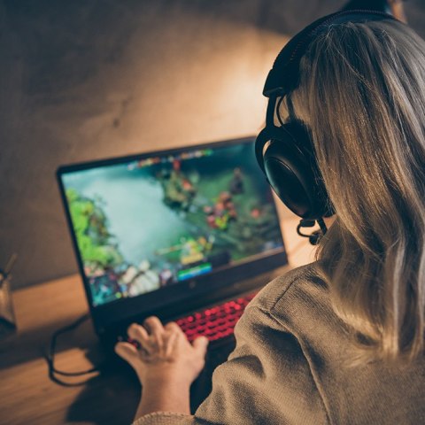 Qoltec Zasilacz do laptopa Dell 130W | 19.5V | 6.67A | 4.5*3.0+pin | +kabel zasilający