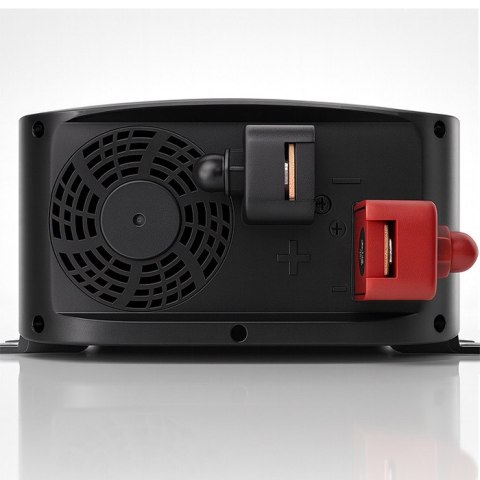 Qoltec Inteligentna ładowarka Monolith do akumulatorów LiFePO4 AGM GEL SLA | 20A | 12V