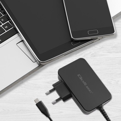 Qoltec Ładowarka GaN POWER PRO | 1xUSB-C | 90W | 5-20V | 3-4.5A | Laptop | Smartfon | Czarna