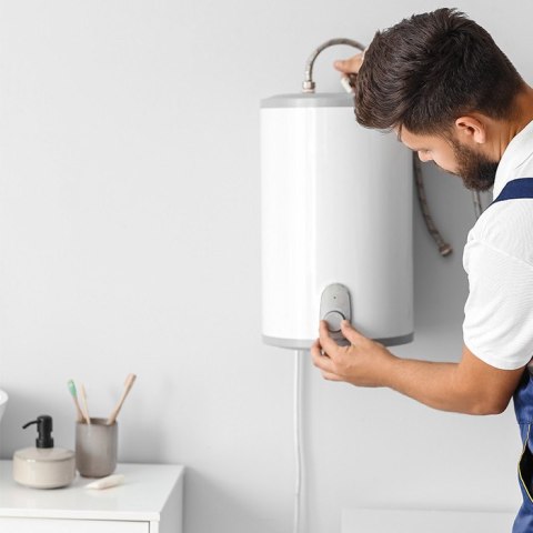 Qoltec Inwerter Przetwornica solarna do grzania wody ECO Solar Boost | MPPT | BYPASS | LCD | 3kW/4kW | Wi-fi