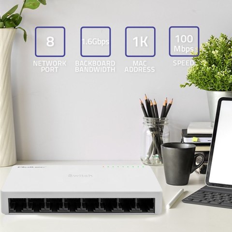 Qoltec SWITCH Przełącznik sieciowy 8 x port RJ45 | 100Mbps | Fast Ethernet | LAN