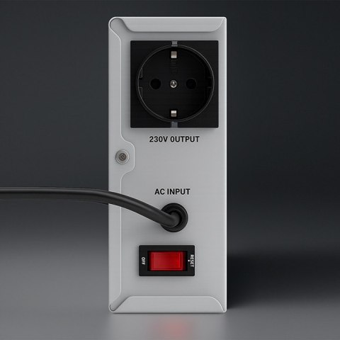 Qoltec Automatyczny Stabilizator napięcia AVR 1000VA | Compact | Toroidalny transformator